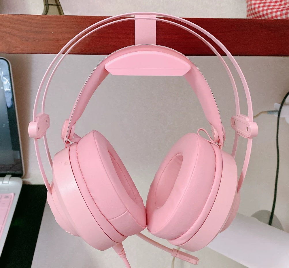 pink earphone holder